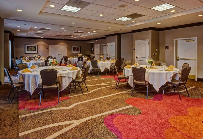 فندق Hilton Garden Inn Indianapolis Northeast/fishers