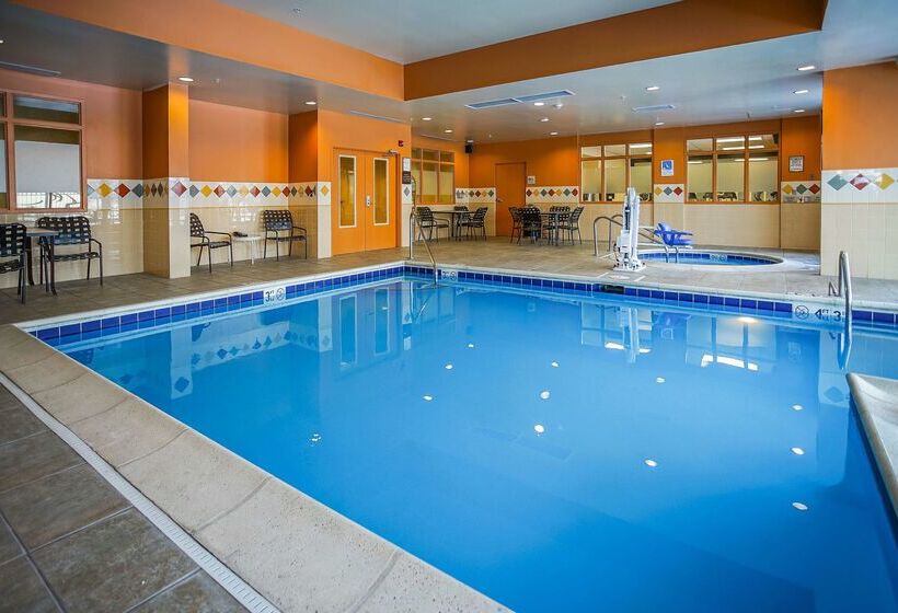 فندق Hilton Garden Inn Kankakee