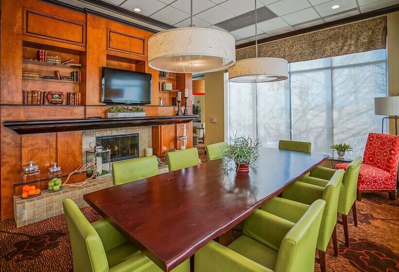 فندق Hilton Garden Inn Kankakee