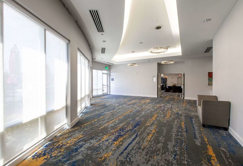 فندق Hilton Garden Inn Lynchburg