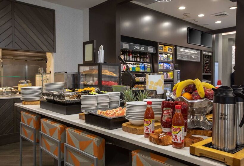 فندق Hilton Garden Inn Lynchburg