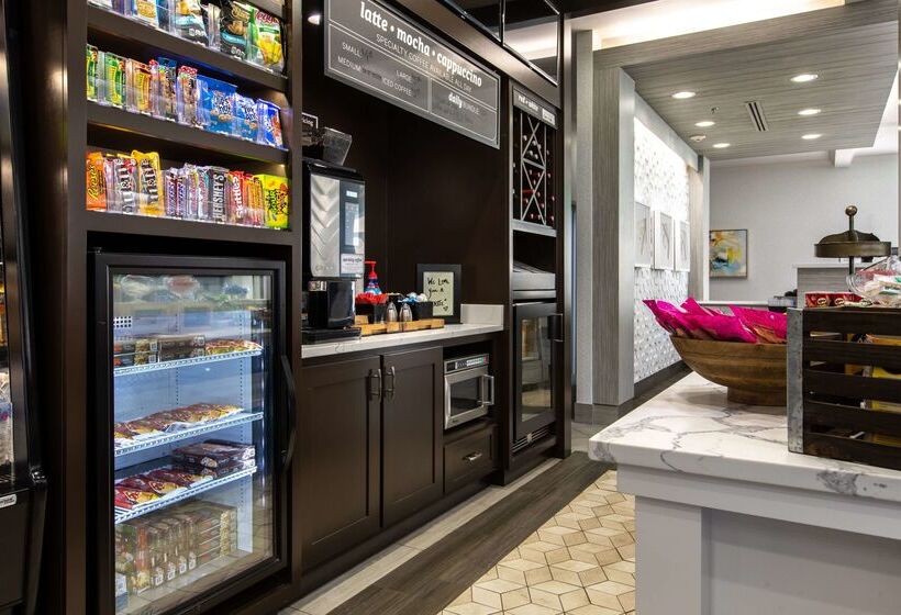 فندق Hilton Garden Inn Lynchburg