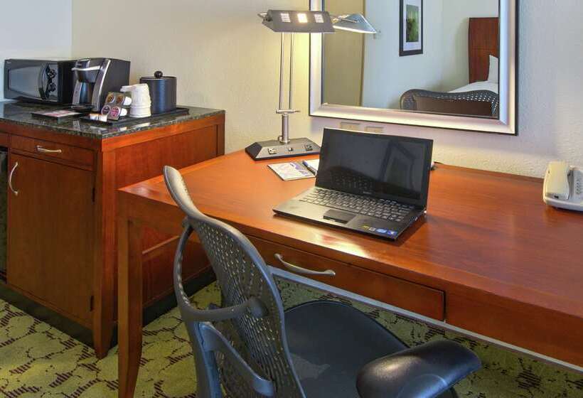 호텔 Hilton Garden Inn Macon / Mercer University