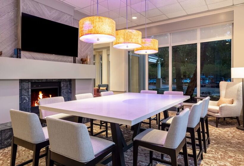 Отель Hilton Garden Inn Montgomery East