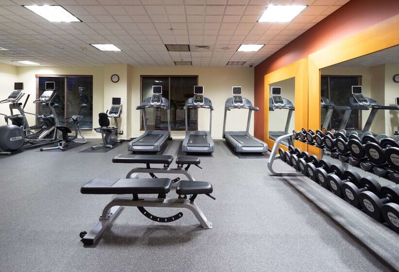 هتل Hilton Garden Inn Mystic/groton