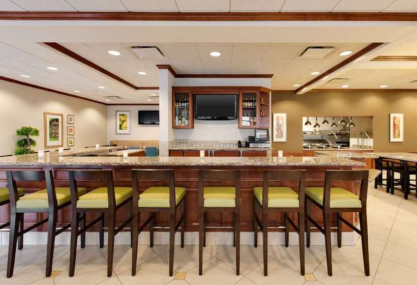 בית מלון כפרי Hilton Garden Inn Naperville/warrenville