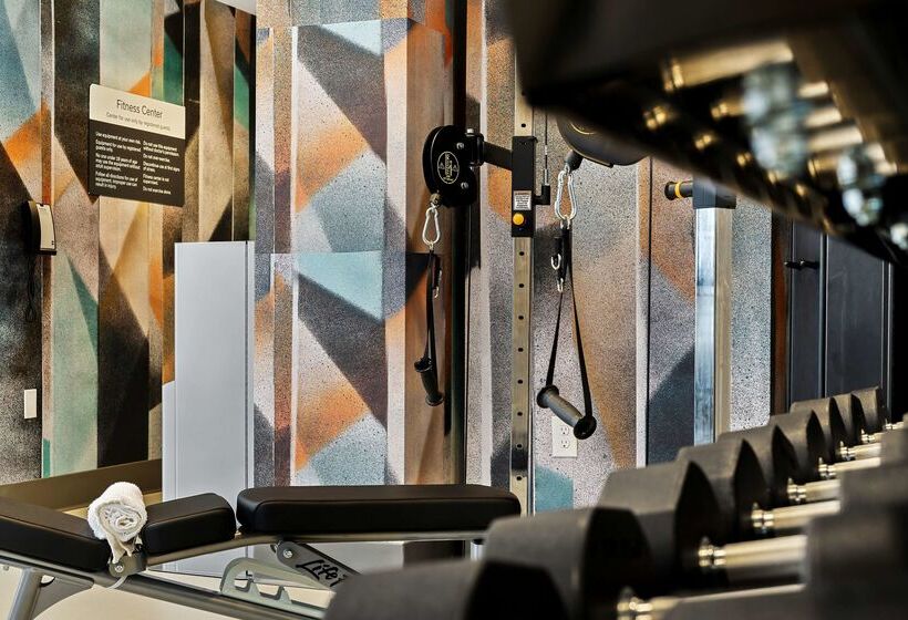 هتل Hilton Garden Inn New Orleans French Quarter/cbd