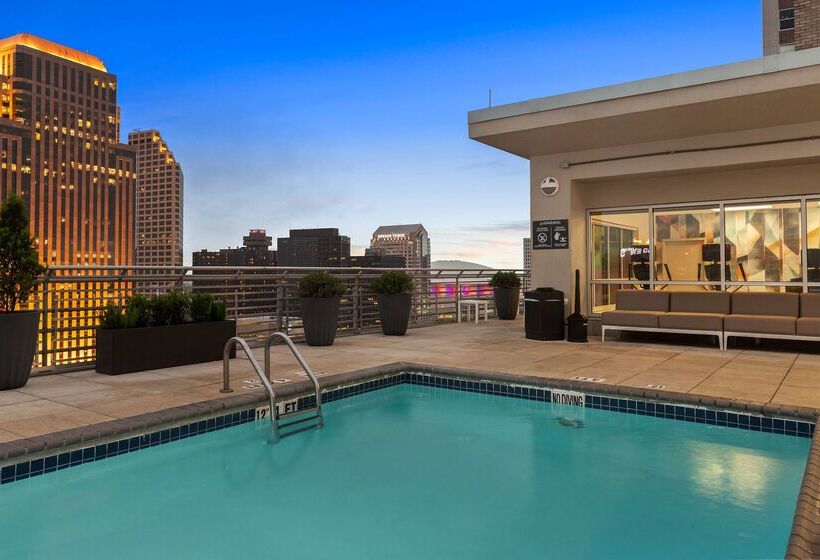 هتل Hilton Garden Inn New Orleans French Quarter/cbd