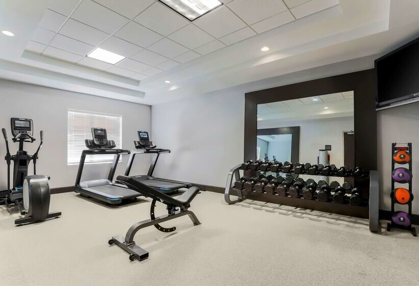 فندق Hilton Garden Inn Norman