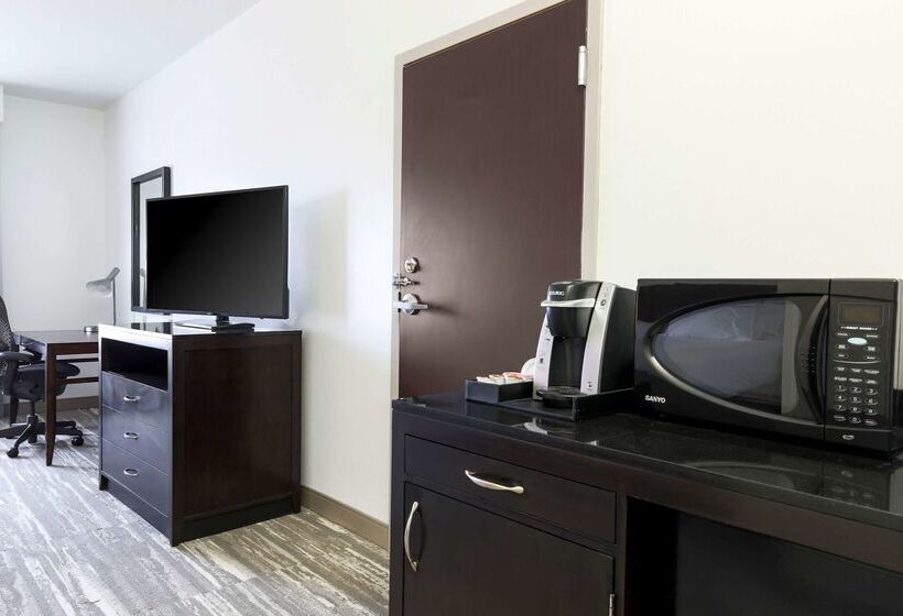 فندق Hilton Garden Inn Norman