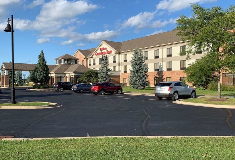 בית מלון כפרי Hilton Garden Inn Oconomowoc