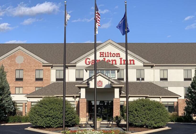 בית מלון כפרי Hilton Garden Inn Oconomowoc