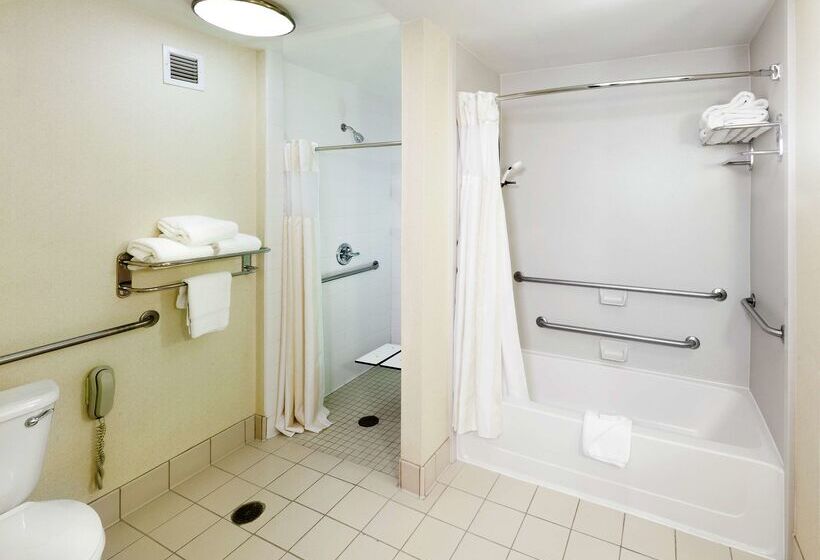 בית מלון כפרי Hilton Garden Inn Ontario/rancho Cucamonga