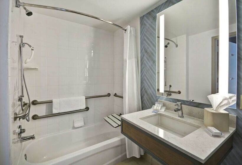 ホテル Hilton Garden Inn Panama City