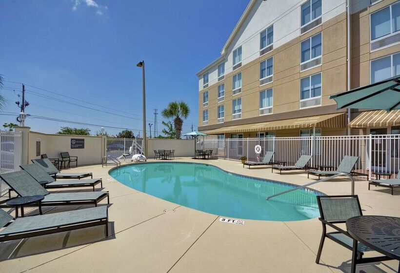 ホテル Hilton Garden Inn Panama City