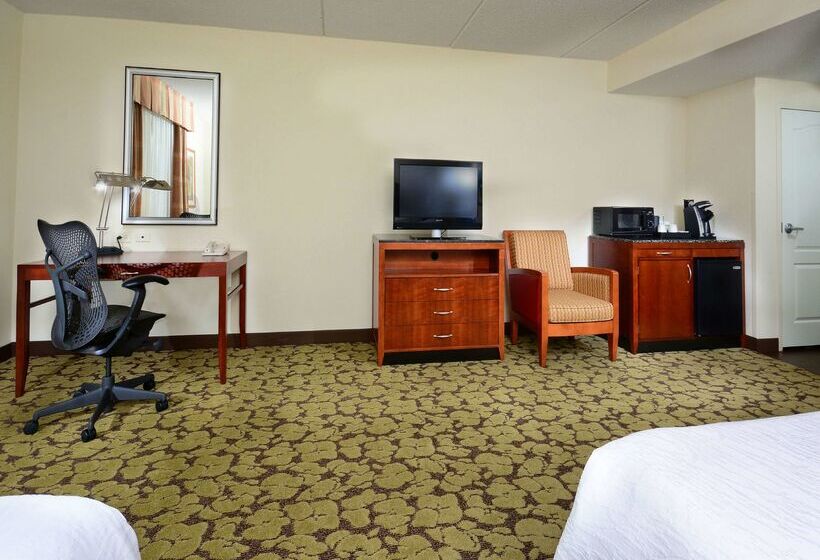 ホテル Hilton Garden Inn Raleigh Capital Blvd I540