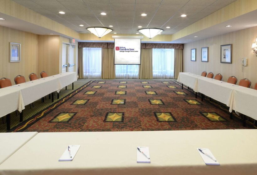 ホテル Hilton Garden Inn Raleigh Capital Blvd I540