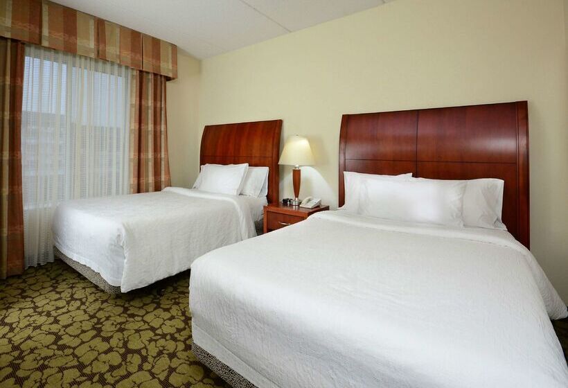 ホテル Hilton Garden Inn Raleigh Capital Blvd I540