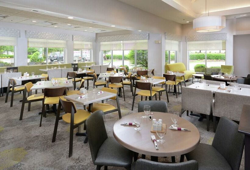 ホテル Hilton Garden Inn Raleigh Capital Blvd I540