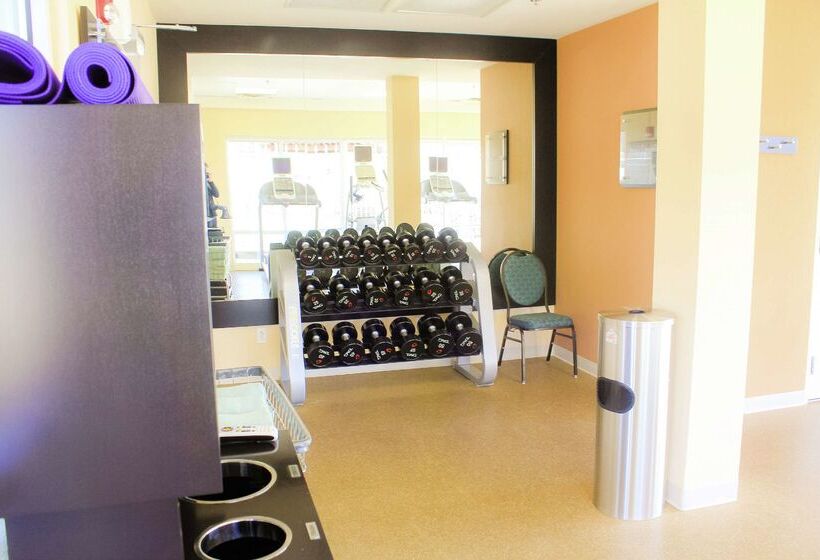 فندق Hilton Garden Inn Redding