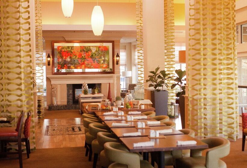 فندق Hilton Garden Inn Redding