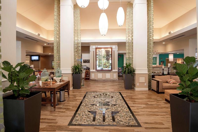 فندق Hilton Garden Inn Redding