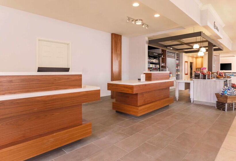 בית מלון כפרי Hilton Garden Inn Reno