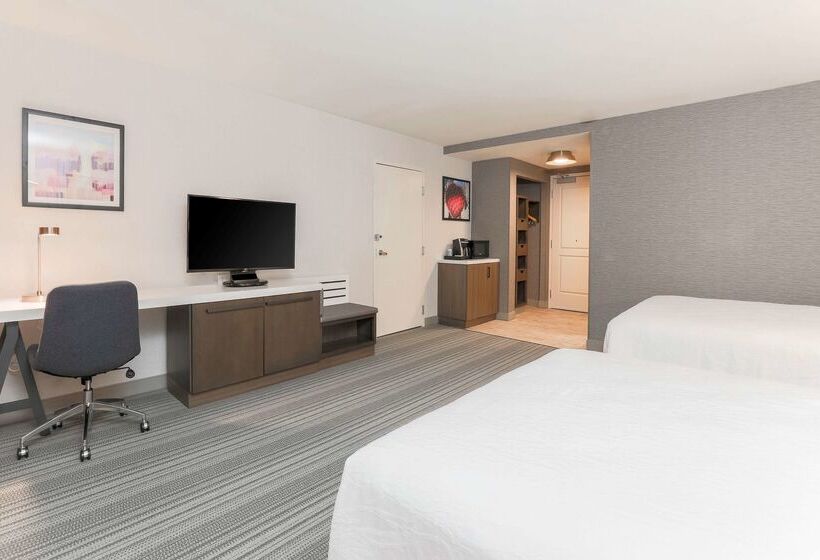 בית מלון כפרי Hilton Garden Inn Reno