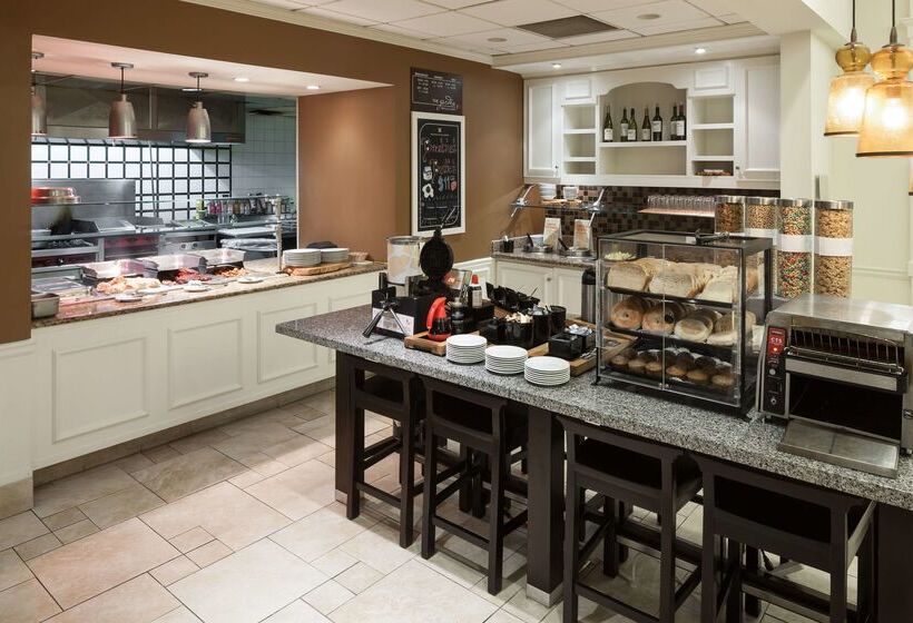 هتل Hilton Garden Inn Savannah Airport