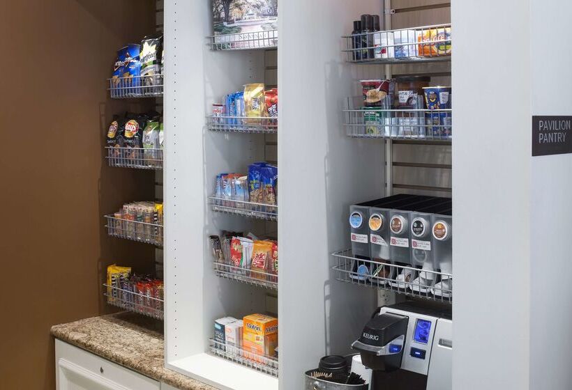 هتل Hilton Garden Inn Savannah Airport