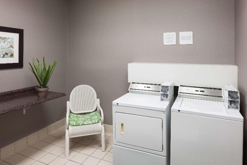 هتل Hilton Garden Inn Savannah Airport