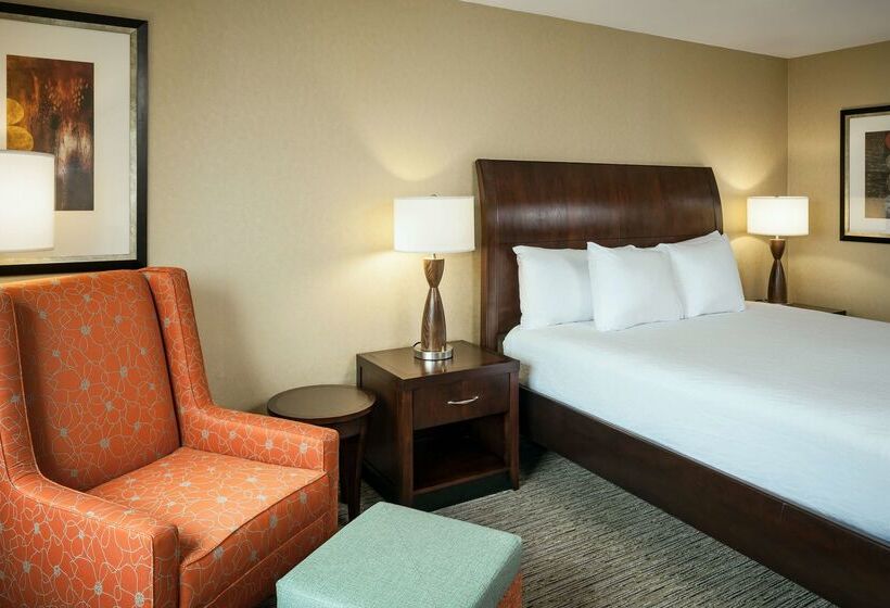 فندق Hilton Garden Inn Seattle  Issaquah