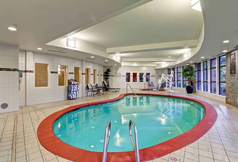 בית מלון כפרי Hilton Garden Inn Seattle  Issaquah