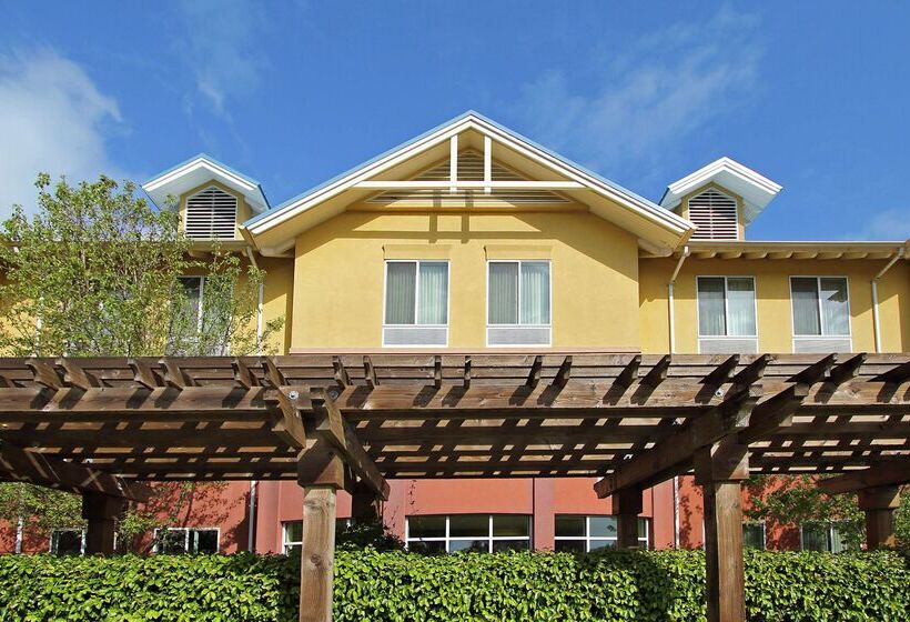 فندق Hilton Garden Inn Sonoma County Airport