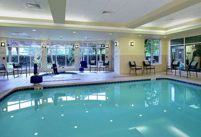 فندق Hilton Garden Inn Sonoma County Airport