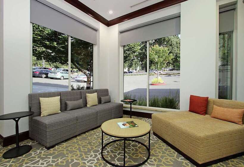 فندق Hilton Garden Inn Sonoma County Airport