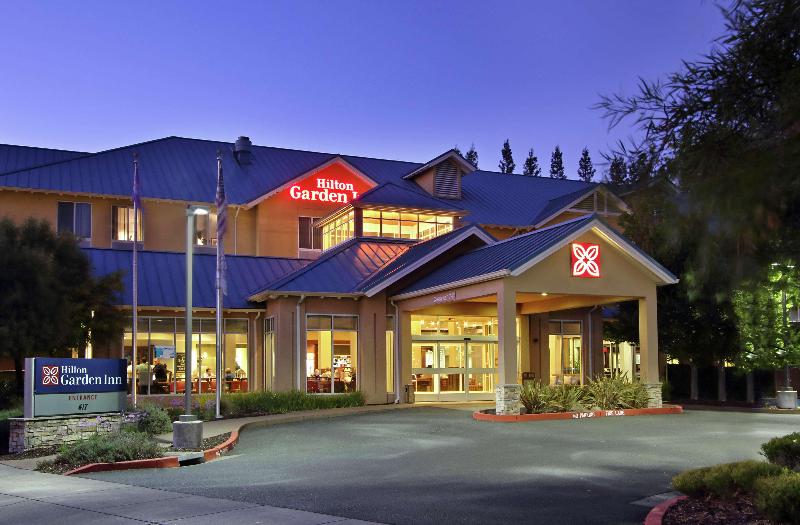 فندق Hilton Garden Inn Sonoma County Airport
