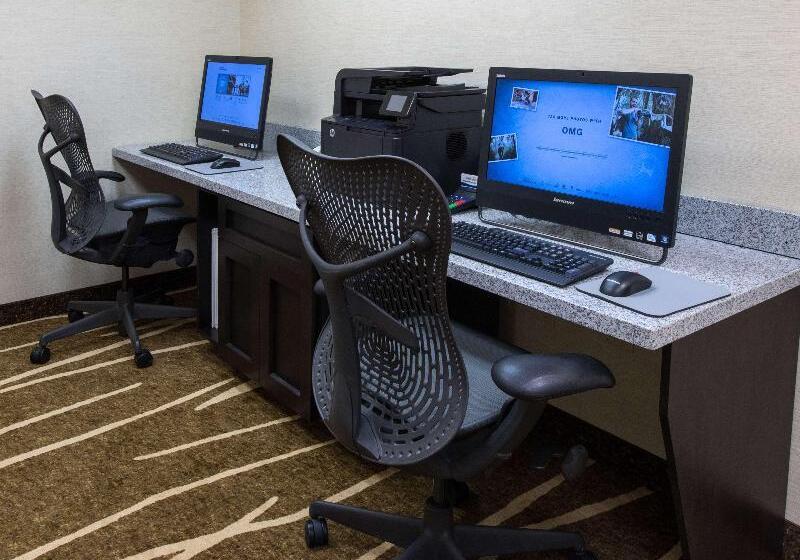 فندق Hilton Garden Inn Tallahassee Central