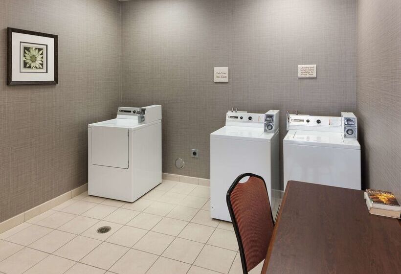 هتل Hilton Garden Inn Tucson Airport