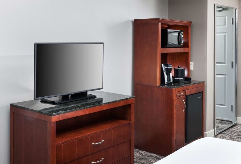 هتل Hilton Garden Inn Tucson Airport