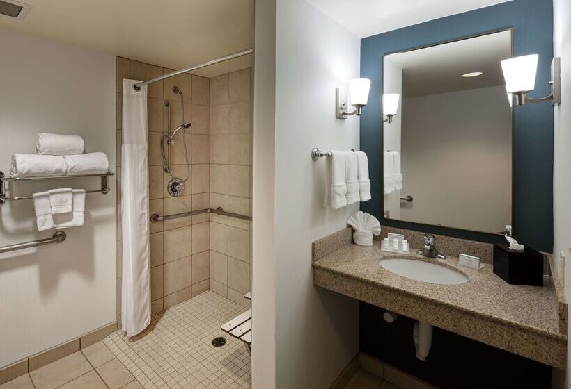 هتل Hilton Garden Inn Tucson Airport