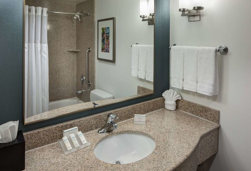 هتل Hilton Garden Inn Tucson Airport