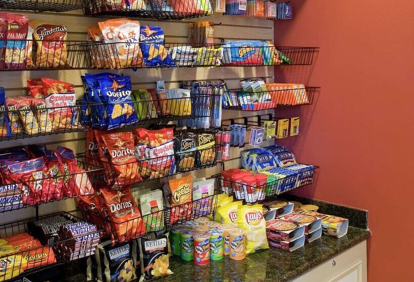 هتل Hilton Garden Inn Tucson Airport