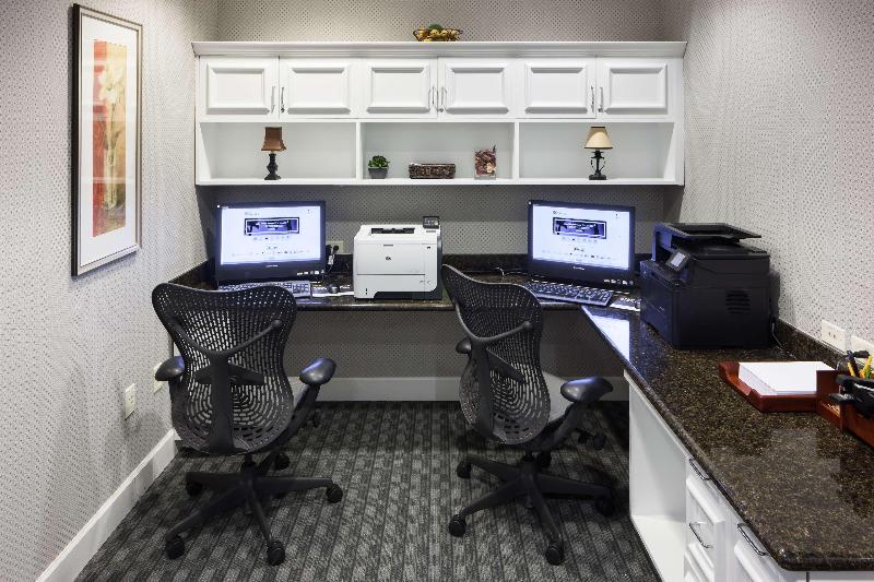 هتل Hilton Garden Inn Tucson Airport