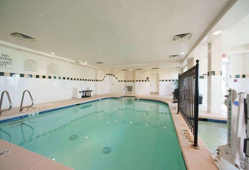 فندق Hilton Garden Inn Tulsa Airport