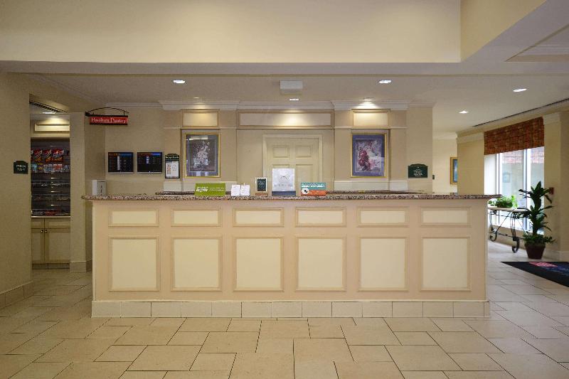 فندق Hilton Garden Inn Tulsa Airport