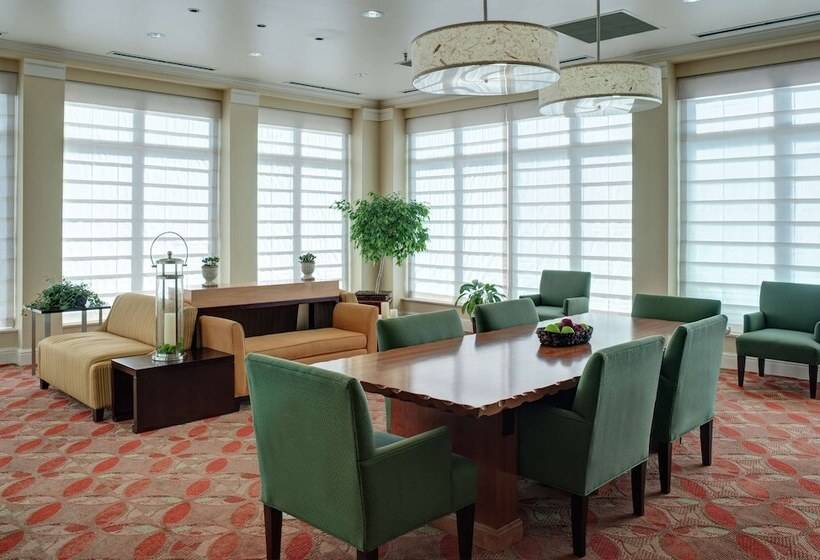 فندق Hilton Garden Inn Tulsa Airport