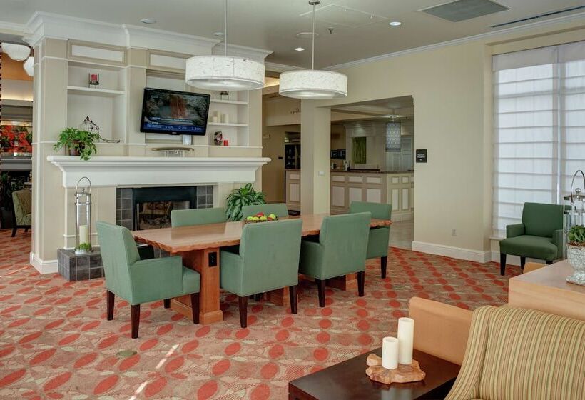 فندق Hilton Garden Inn Tulsa Airport