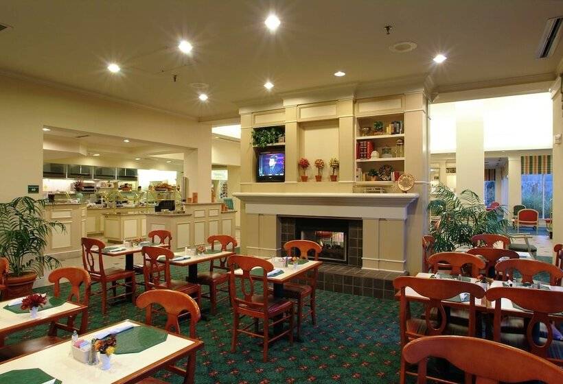 فندق Hilton Garden Inn Tulsa Airport