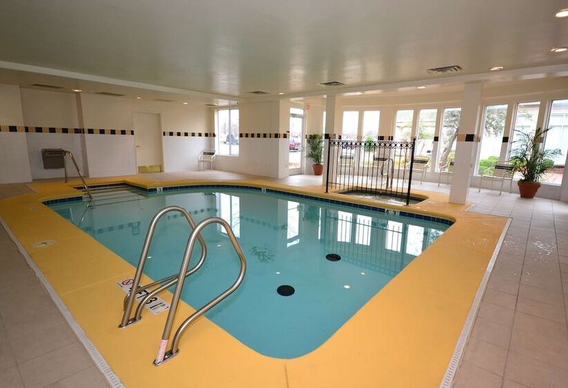 فندق Hilton Garden Inn Tulsa Airport